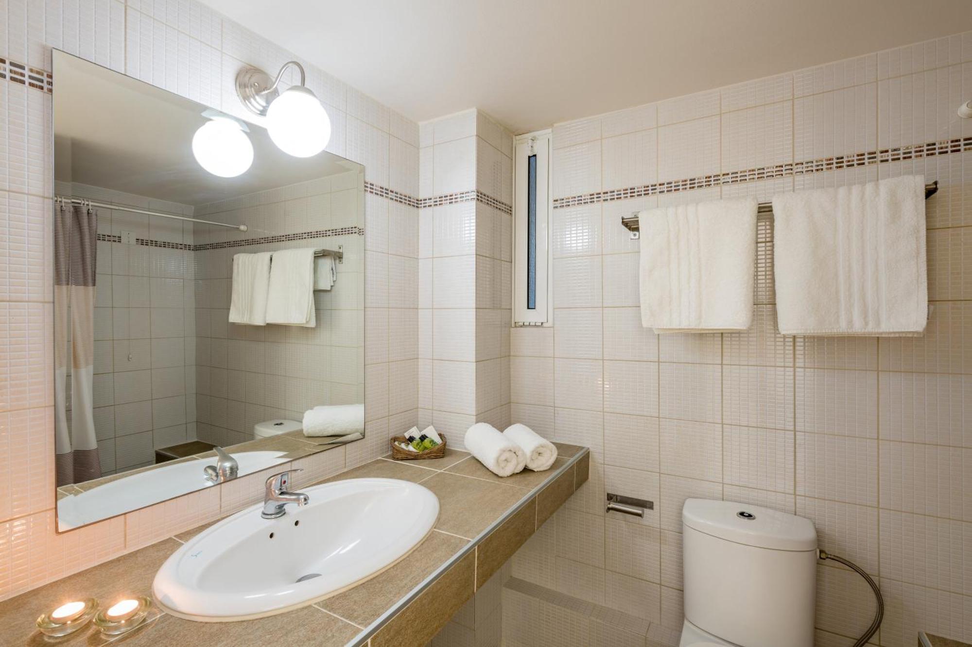 Hotel Pavlina Beach Нифорейка Экстерьер фото