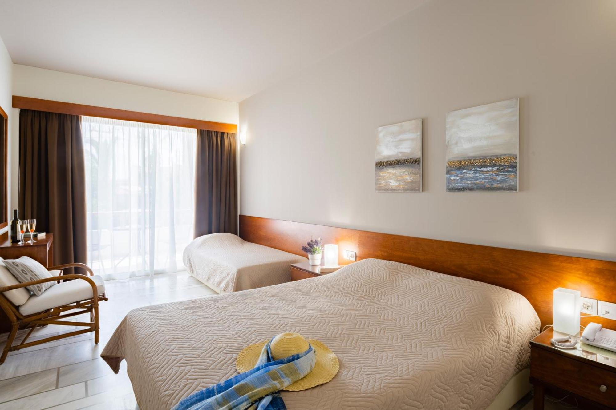 Hotel Pavlina Beach Нифорейка Экстерьер фото