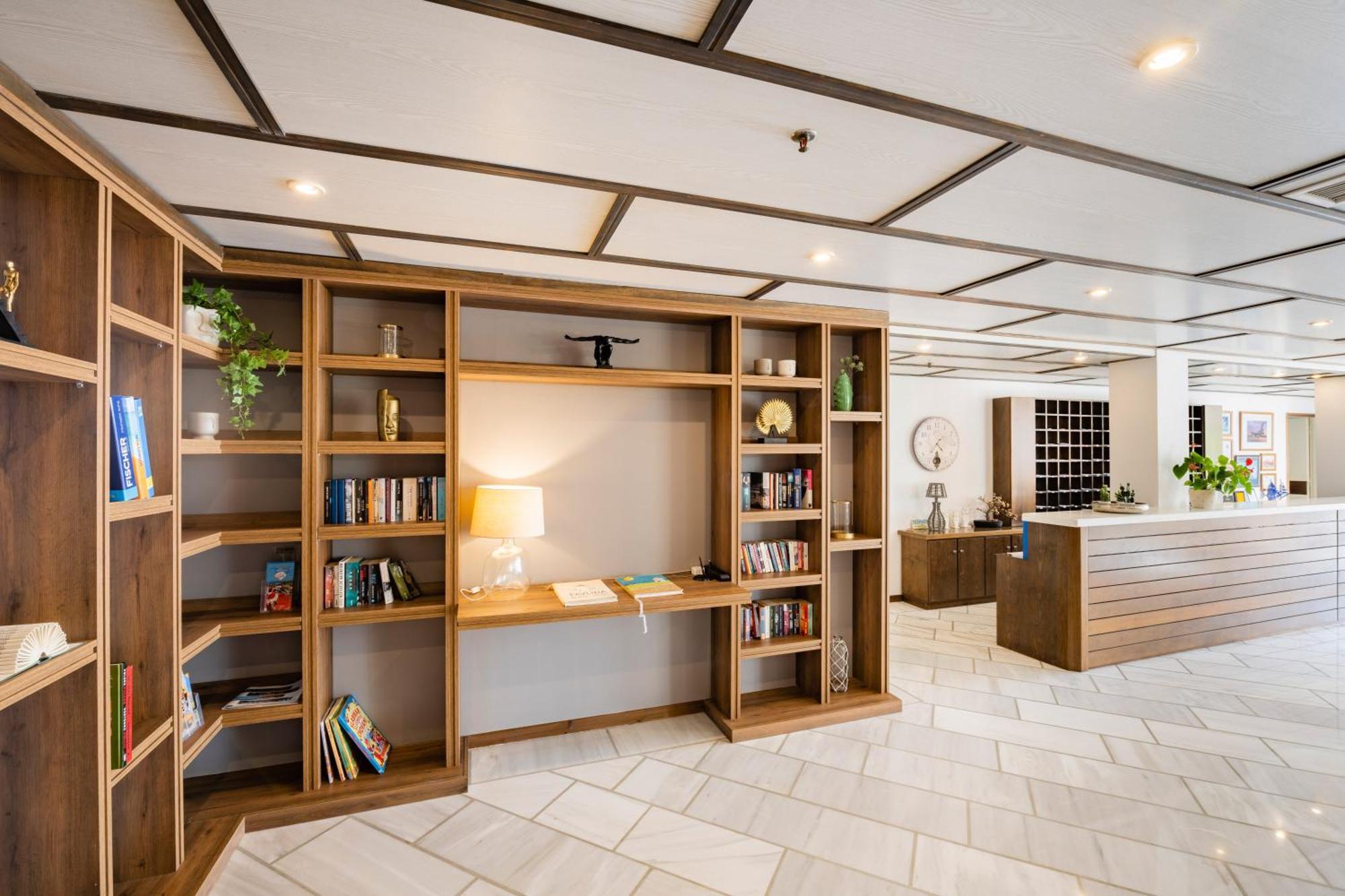 Hotel Pavlina Beach Нифорейка Экстерьер фото